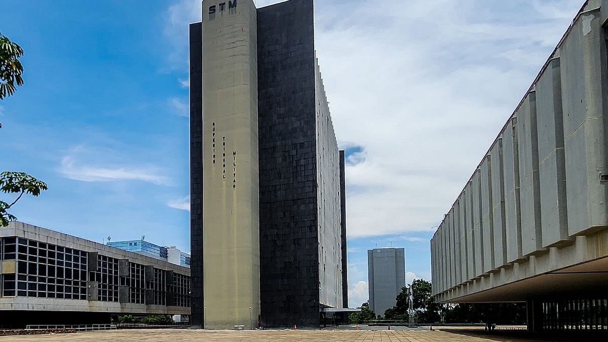 Fraude em pensão militar: homem recebeu R$ 1,6 milhão em nome de mãe falecida