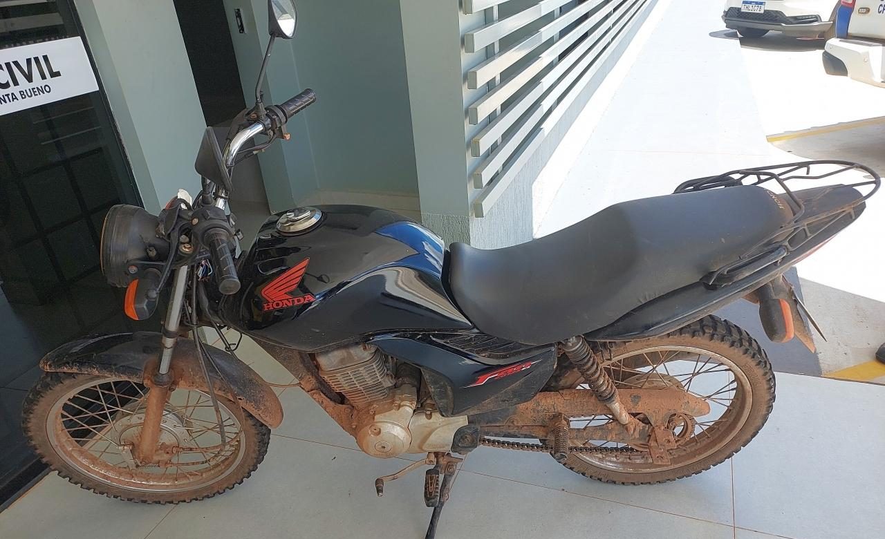 Polícia Militar recupera motocicleta com registro de roubo em Pimenta Bueno
