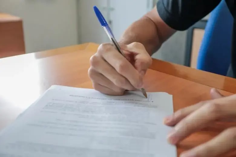 Confira os cargos que exigem ensino médio e superior no concurso da Educação