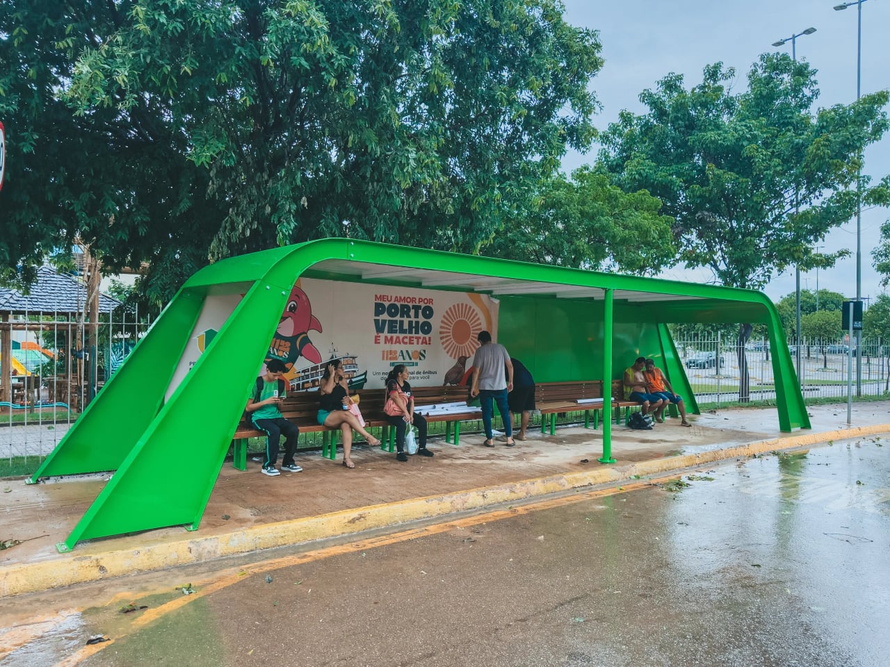 Conforto e Tecnologia em Novo Abrigo de Ônibus em Porto Velho
