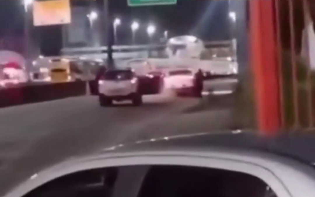 Vídeos revelam PMs atirando contra o veículo do secretário assassinado no RJ