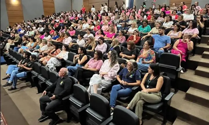 Ação do Outubro Rosa promove saúde das mulheres entre servidoras