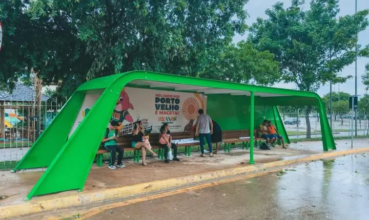 Conforto e Tecnologia em Novo Abrigo de Ônibus em Porto Velho