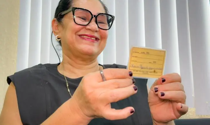 Dona Maria Alzineide comemora quase 45 anos de serviço público com amor e dedicação