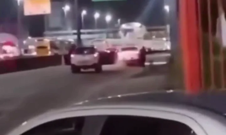 Vídeos revelam PMs atirando contra o veículo do secretário assassinado no RJ
